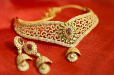 தங்கம், வெள்ளி விலை மீண்டும் அதிர்ச்சி கொடுக்குது – இன்றைய நிலவரம் என்ன?